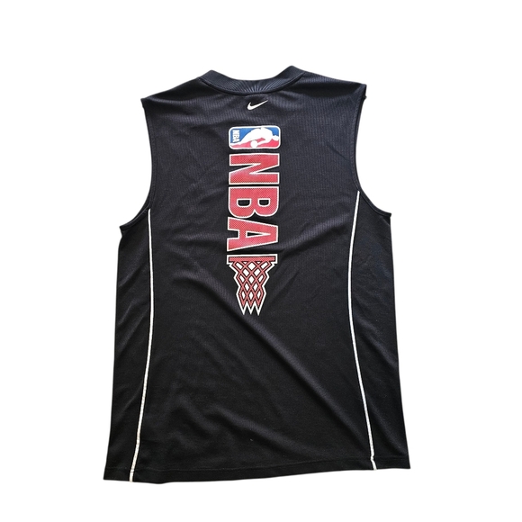 Vintage Y2k Nike Men's Black Basketball Jersey - Picture 2 of 6